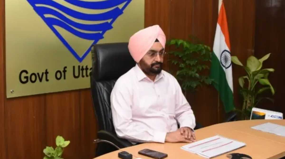 मुख्य सचिव ने सचिवालय में ली परिवहन विभाग की समीक्षा बैठक, अधिकारियों को सड़क दुर्घटनाओं को रोकने के दिए निर्देश